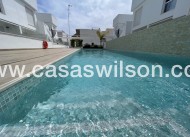 Sale - Bungalow - Pilar de la Horadada - Costa Blanca