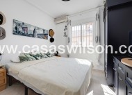 Sale - Bungalow - Torrevieja - Aguas Nuevas