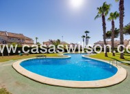 Sale - Bungalow - Torrevieja - Aguas Nuevas