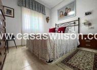 Sale - Bungalow - Torrevieja - Aguas Nuevas