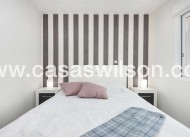 Sale - Bungalow - Torrevieja - Costa Blanca