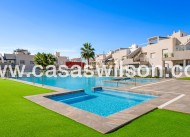 Sale - Bungalow - Torrevieja - Costa Blanca