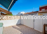 Sale - Bungalow - Torrevieja - La Siesta