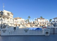 Sale - Bungalow - Torrevieja - Los Frutales