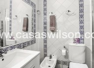 Sale - Bungalow - Torrevieja - Nueva Torrevieja - Aguas Nuevas