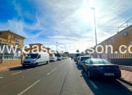 Sale - Bungalow - Torrevieja - Playa de los Locos