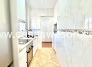 Sale - Bungalow - Torrevieja - Playa de los Locos