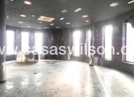 Sale - commercial - Torrevieja - Playa del Cura