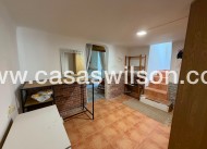 Sale - House - 