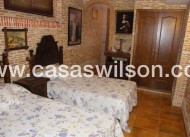 Sale - Townhouse - Daya Nueva