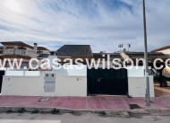 Sale - Townhouse - Daya Nueva