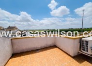 Sale - Townhouse - Daya Nueva