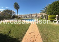 Sale - Townhouse - Torrevieja - Aguas Nuevas