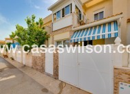 Sale - Townhouse - Torrevieja - Aguas Nuevas