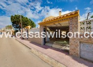 Sale - Villa - Torrevieja - Aguas Nuevas