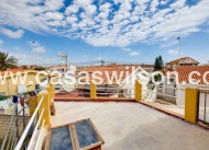 Sale - Villa - Torrevieja - Aguas Nuevas