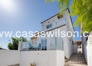 Sale - Villa - Torrevieja - Aguas Nuevas