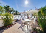 Sale - Villa - Torrevieja - Calas blanca