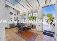 Sale - Villa - Torrevieja - Calas blanca