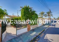 Sale - Villa - Torrevieja - Calas blanca