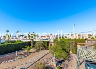 Sale - Villa - Torrevieja - La Siesta
