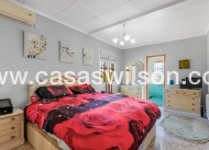 Sale - Villa - Torrevieja - La Siesta