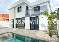 Sale - Villa - Torrevieja - Los Balcones - Los Altos del Edén