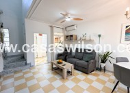 Sale - Villa - Torrevieja - Nueva Torrevieja - Aguas Nuevas