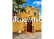 Sale - Villa - Torrevieja - Nueva Torrevieja - Aguas Nuevas
