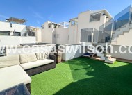 Sale - Villa - Torrevieja - Nueva Torrevieja - Aguas Nuevas