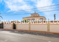 Sale - Villa - Torrevieja