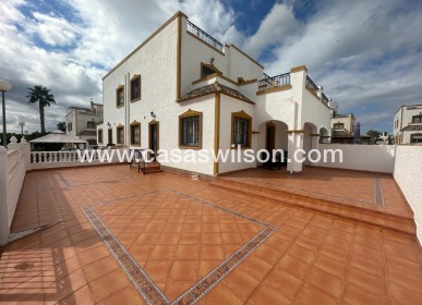 Townhouse - Sale - Orihuela - Entre Naranjos Vistabella