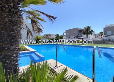 Townhouse - Sale - Torrevieja - Torrevieja