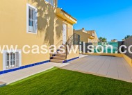 Venta - Chalet - Benimar