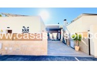 Venta - Chalet - Los Montesinos