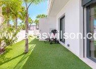 Venta - Chalet - San Miguel de Salinas