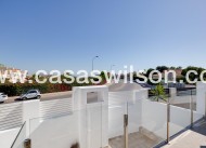Venta - Chalet - Torrevieja - Aguas Nuevas