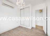 Venta - Chalet - Torrevieja - Aguas Nuevas