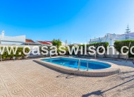Venta - Chalet - Torrevieja - La Siesta