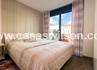 Venta - Chalet - Torrevieja - Nueva Torrevieja - Aguas Nuevas