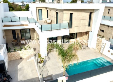 Villa * - Bestaande bouw - Dolores - Dolores