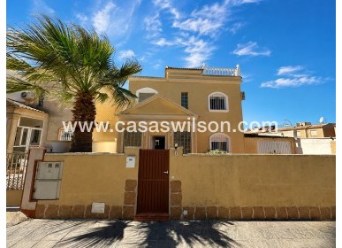Villa - Bestaande bouw - Torrevieja - Nueva Torrevieja - Aguas Nuevas