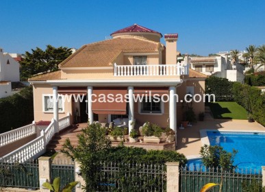 Villa - Bestaande bouw - Torrevieja - Torrelamata - La Mata