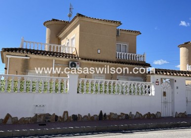 Villa Detached · Long term rental · Atalaya Park · Atalaya Park