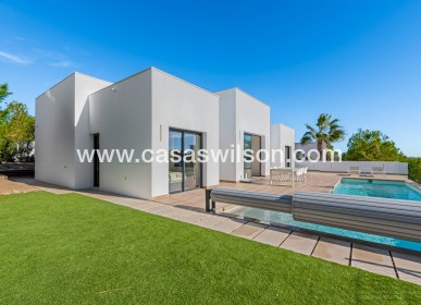 Villa - Sale - Las Colinas Golf - Las Colinas golf