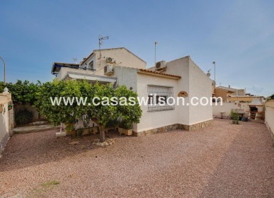 Villa - Sale - Orihuela Costa - La Florida