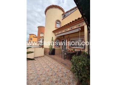 Villa - Sale - Orihuela Costa - Playa Flamenca