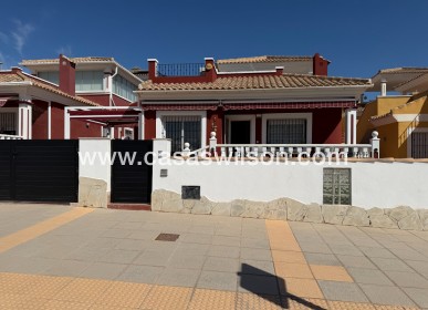 Villa - Sale - Orihuela - Entre Naranjos Vistabella