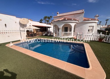 Villa - Sale - Urbanización Ciudad Quesada - Urbanización Ciudad Quesada