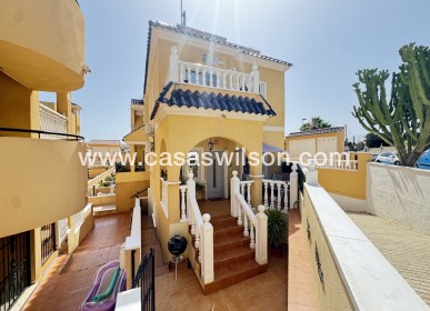 Villa - Sale - Villamartin - Villamartín